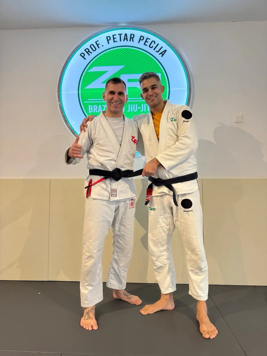 Prof. Petar Pecija (ZR Team Vienna) mit Headcoach Philipp Kainz von Hocus Chokus BJJ Wien